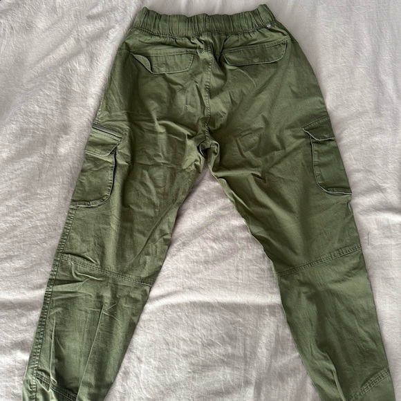 Mountain Hardwear Cargo Pant - Picture 3 of 4